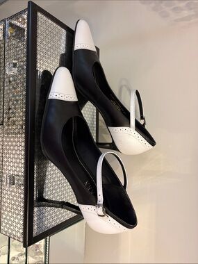 Lauren Ralph Lauren Black and White Two-Tone Mary Jane Heels
